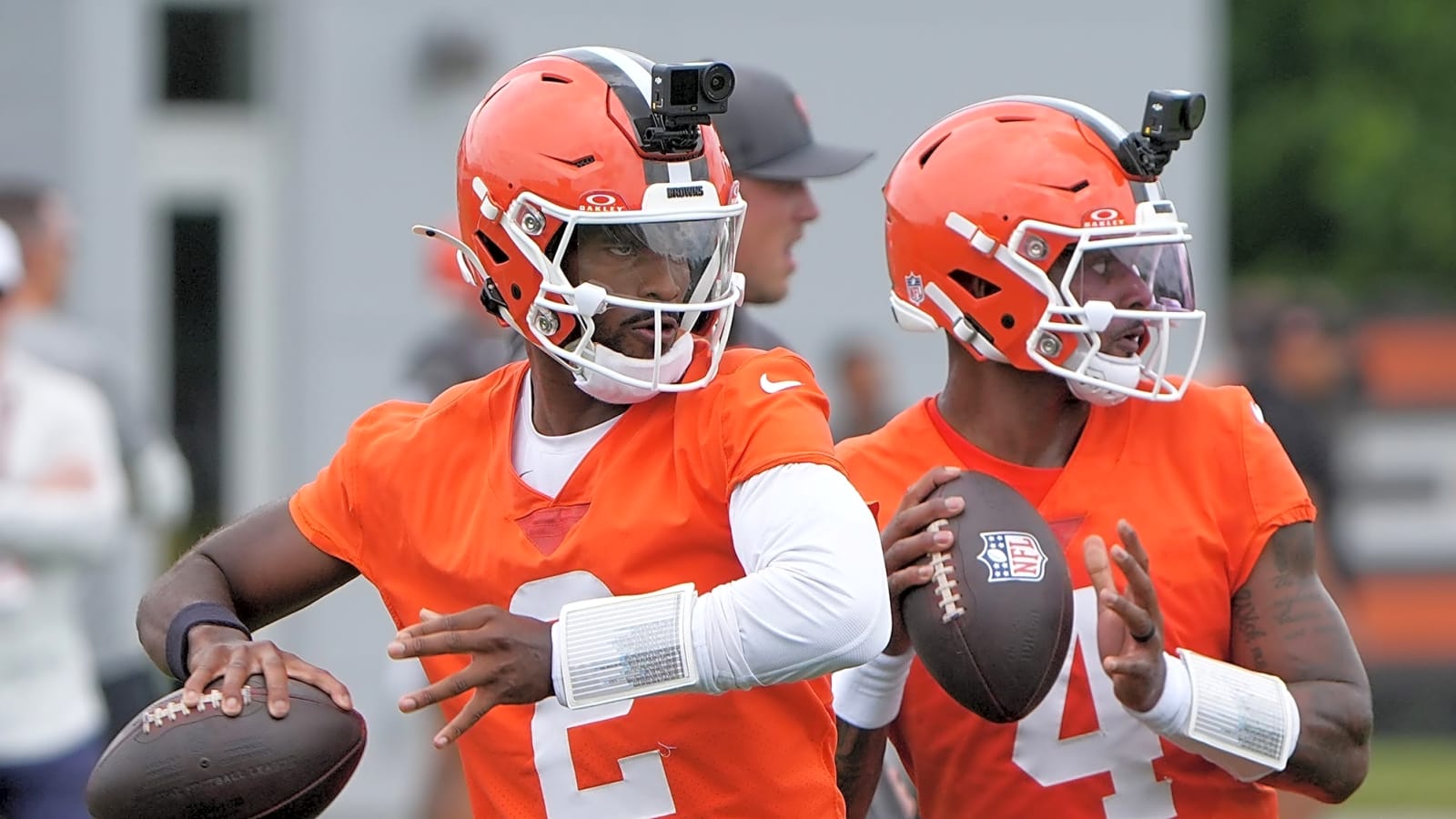 Browns Nearing Decision On QB Battle