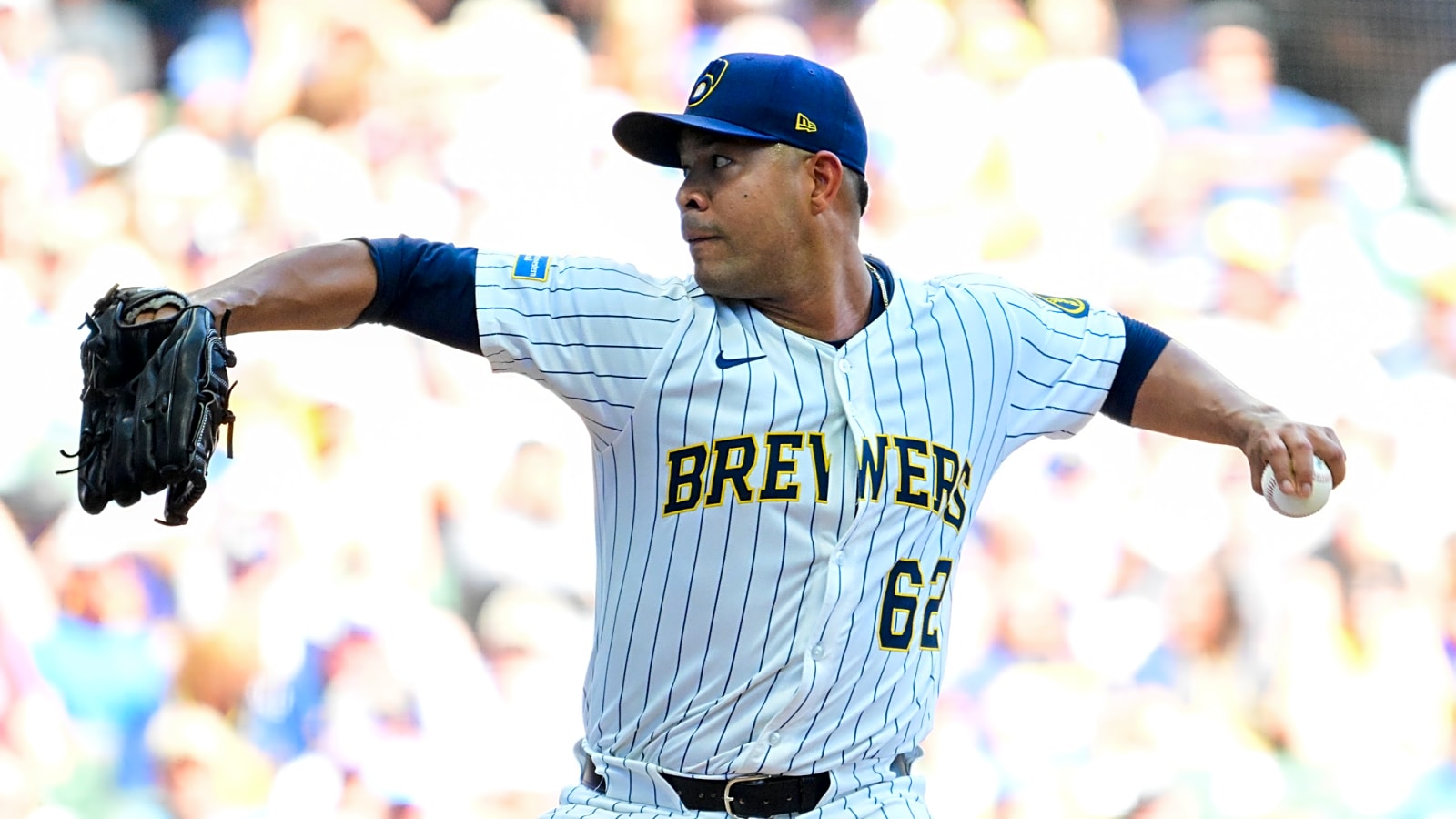 Milwaukee Brewers: Jose Quintana suffers injury in 3-2 loss to Cardinals, severity unknown