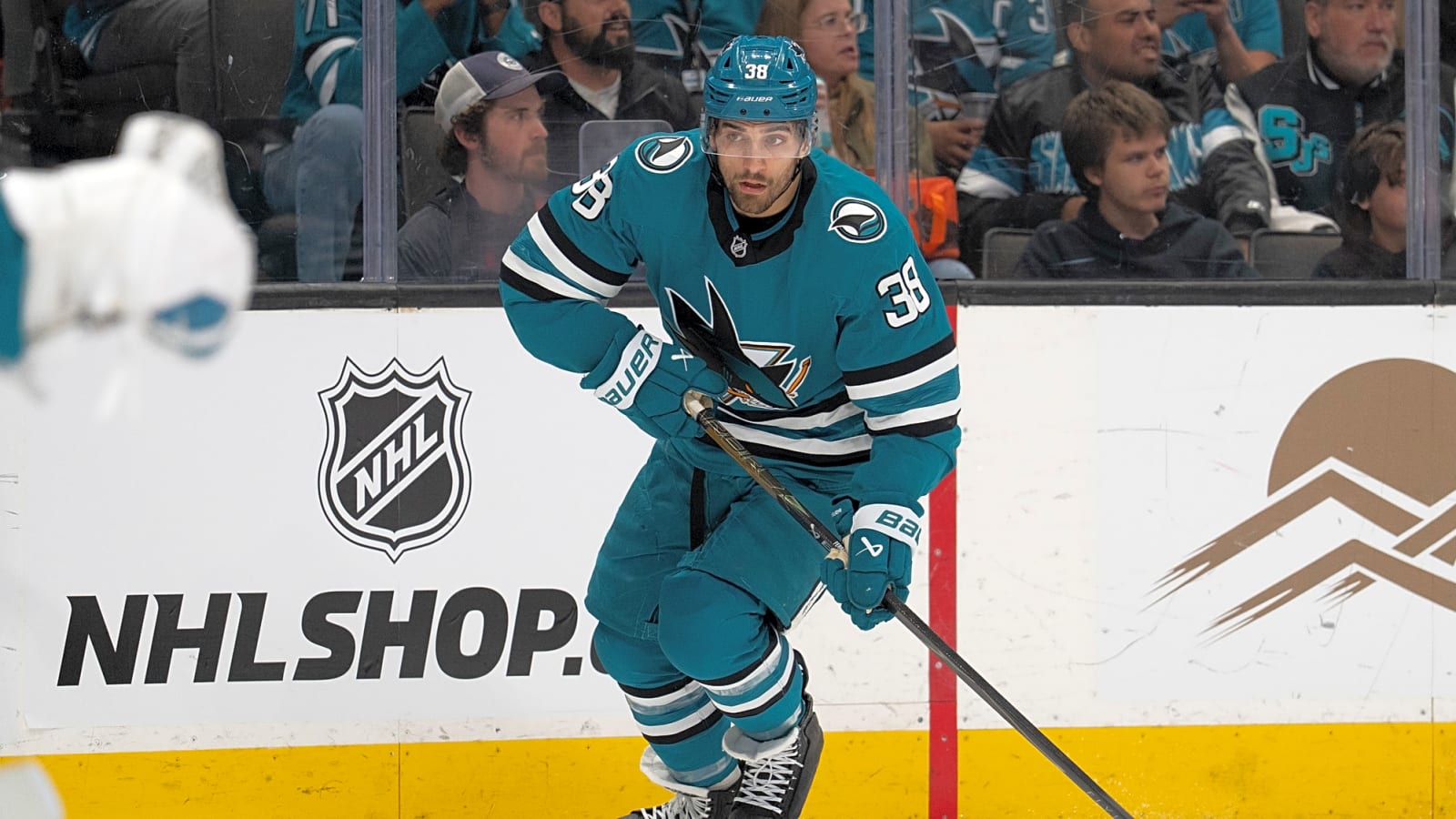 Jets Sign Mario Ferraro to 3-Year Deal