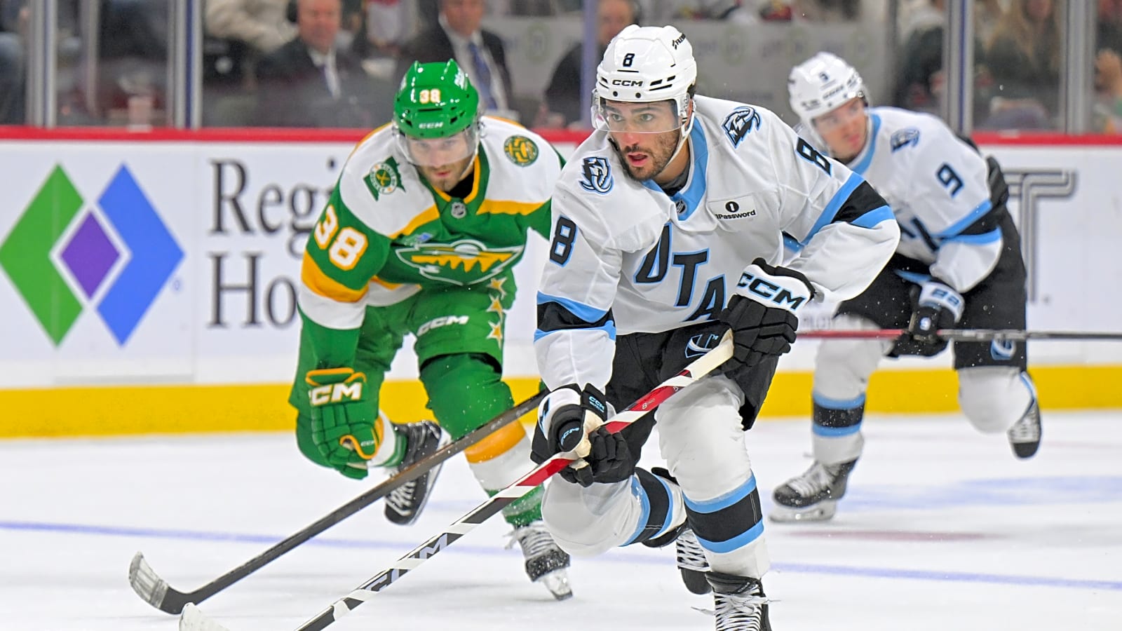 NHL’s Top Scorer 'Not Even Close' on Contract with Mammoth