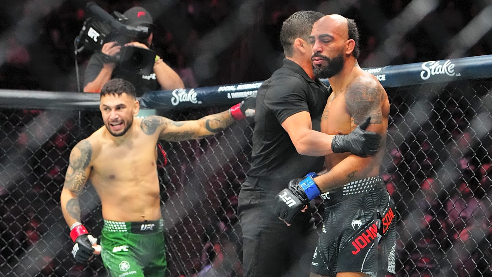 Johnson Accepts Short-Notice Opponent At UFC 330