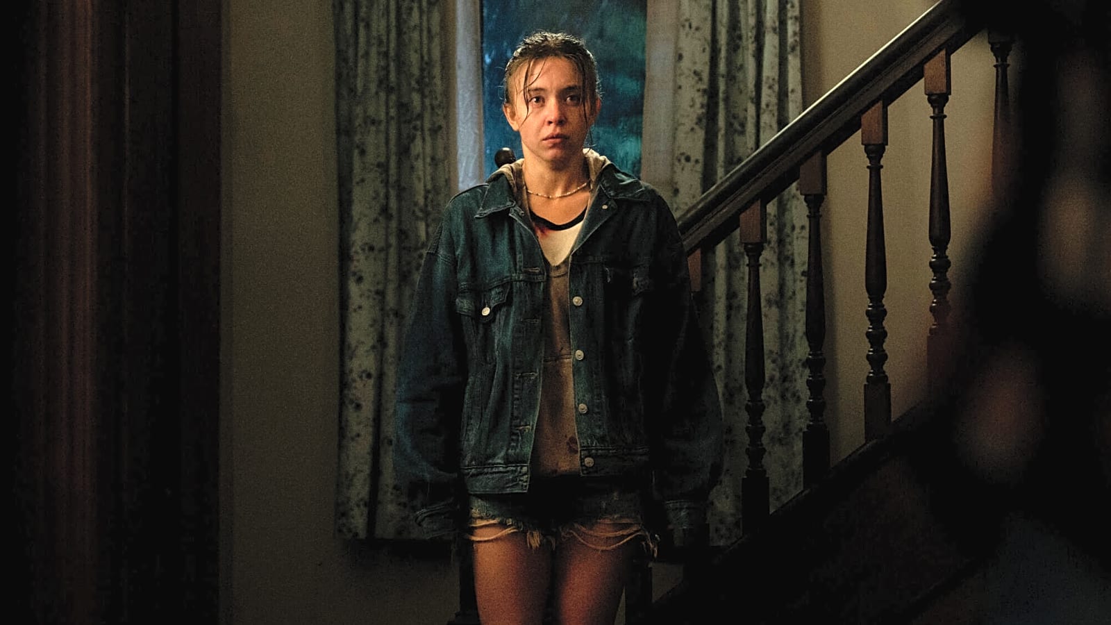 First trailer for thriller 'Echo Valley' starring Julianne Moore and Sydney Sweeney drops