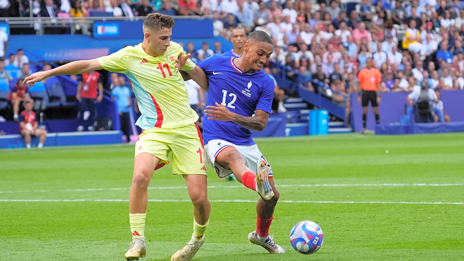 Tottenham enter race to sign ‘spectacular’ Barcelona midfielder; asking price set at £78m