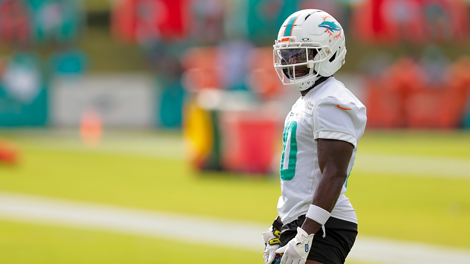Tyreek Hill Makes Bold Claim about How Many Receiving Yards he will Rack up in the 2025 Season