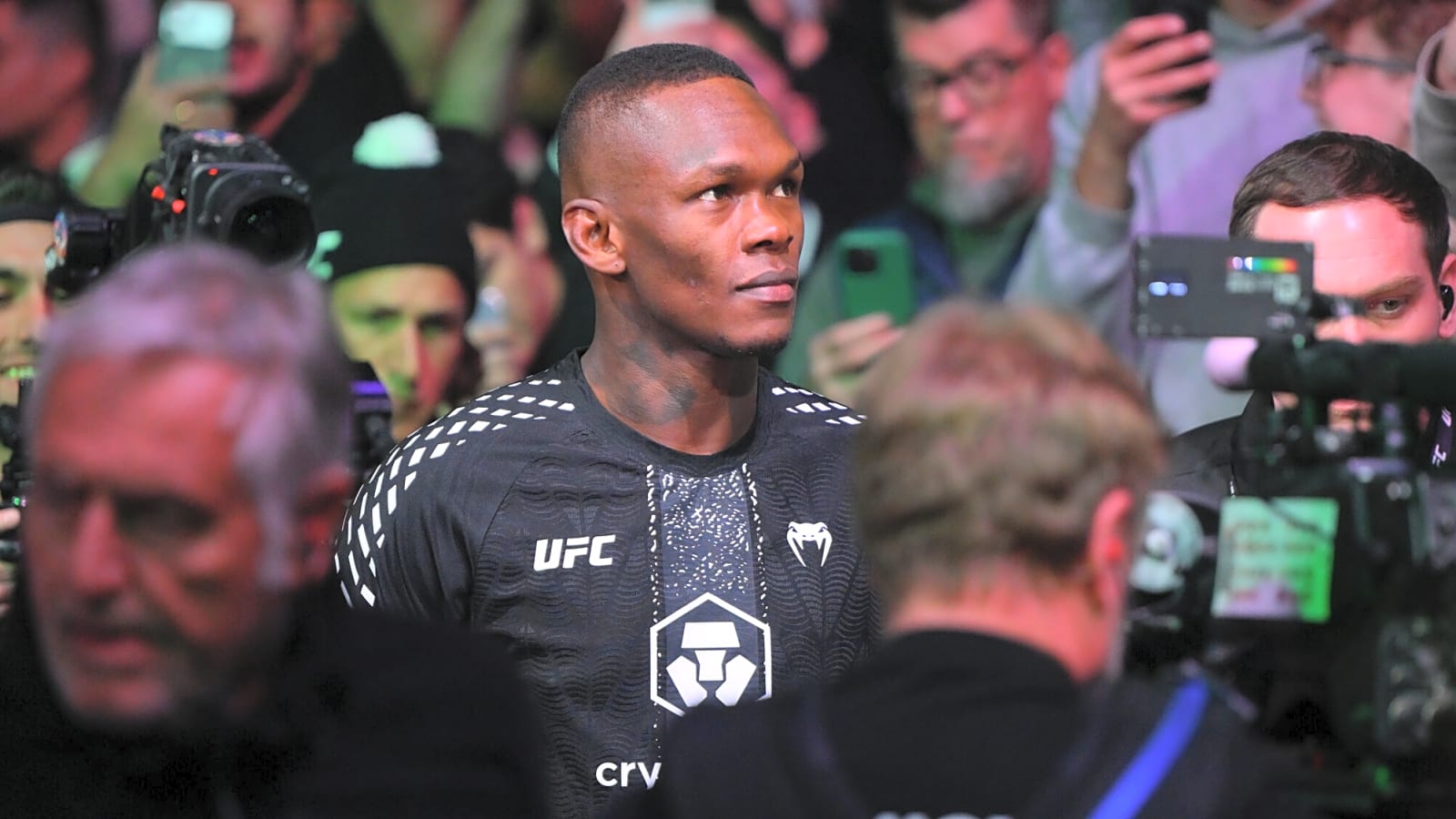Israel Adesanya sounds off on Tom Aspinall drama