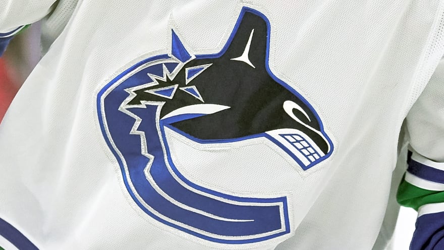 What could convince Canucks to trade Elias Pettersson