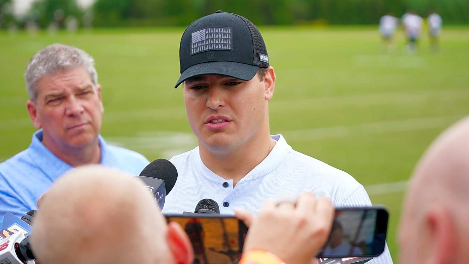 Bengals & DE Trey Hendrickson Resuming Contract Talks