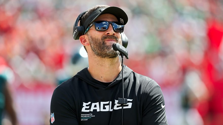 Eagles&#39; Versatility Will Have To Do Until Reinforcements Arrive - If They Do