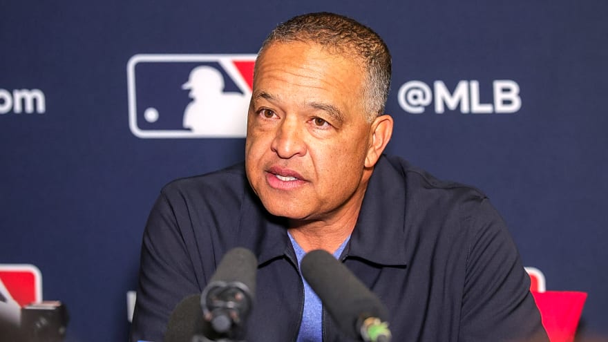 Dave Roberts Hopes Bruins Fans Immediately Support New UCLA Coach Bob Chesney