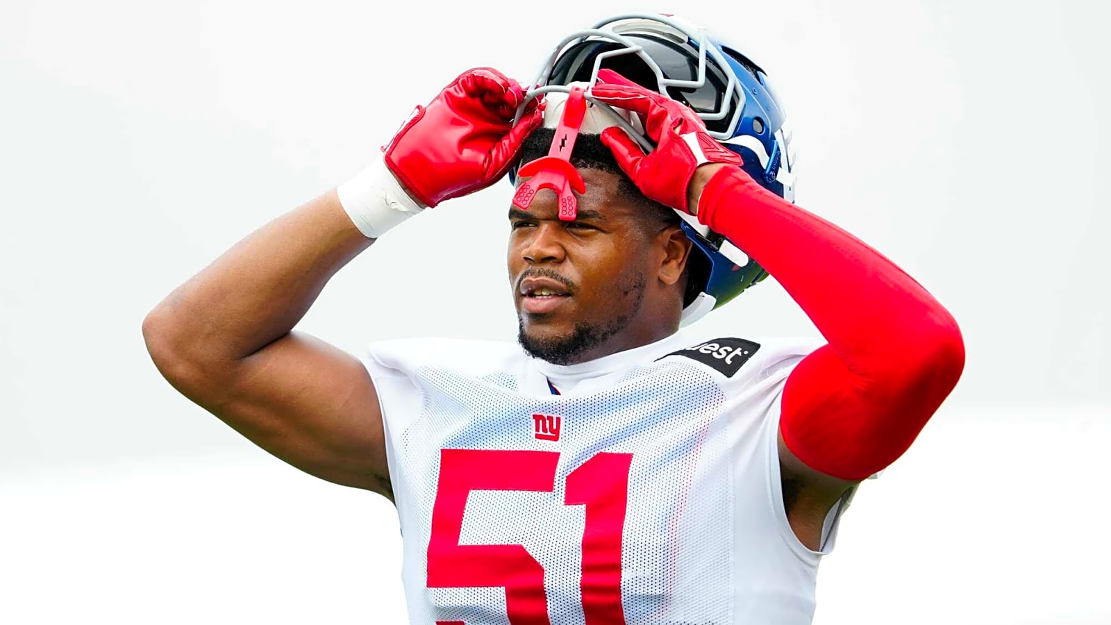 Giants' Carter offers no real answer for latest benching in loss to Pats