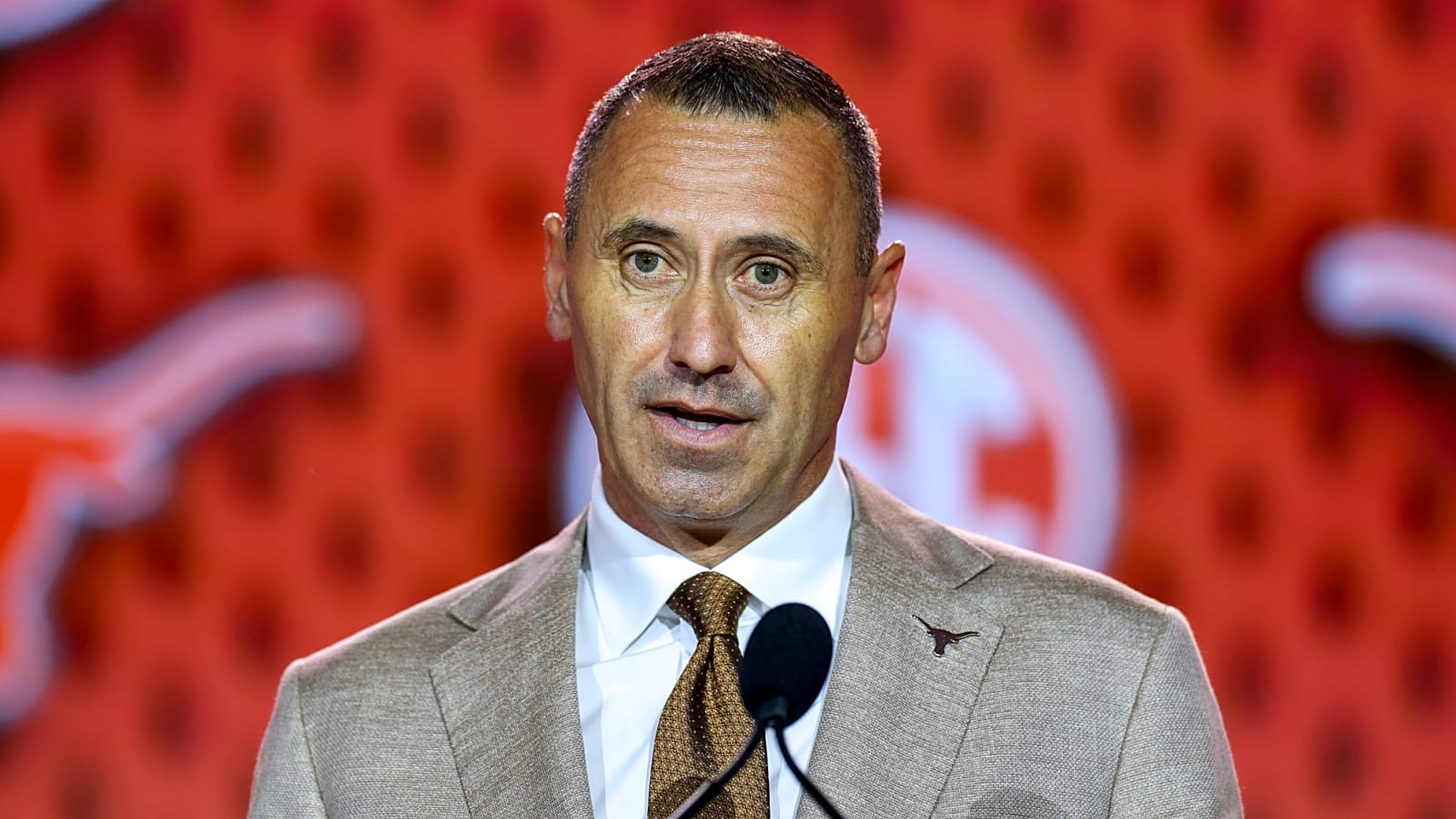 Texas HC Steve Sarkisian isn't worried about preseason polls