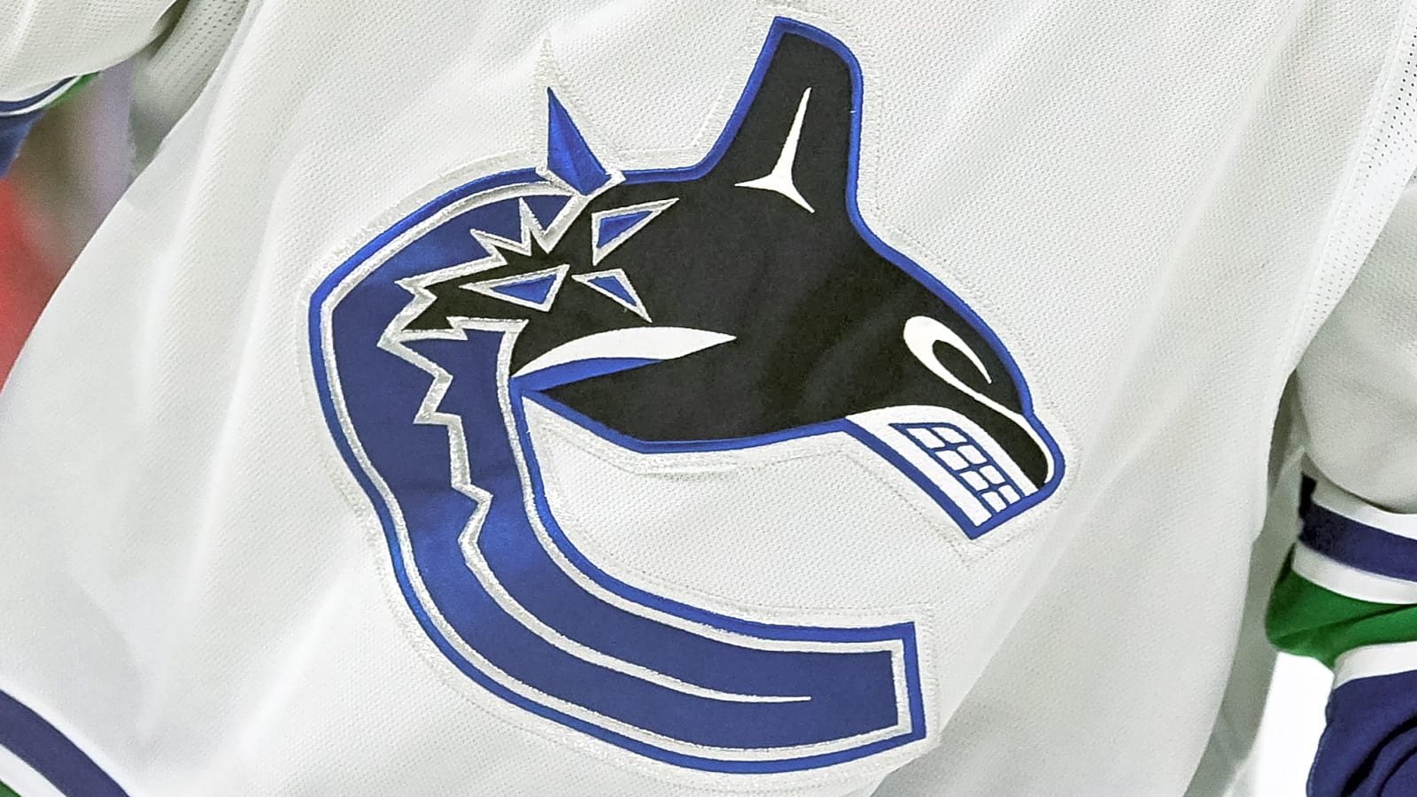 Canucks’ draft options at 15th overall: Justin Carbonneau