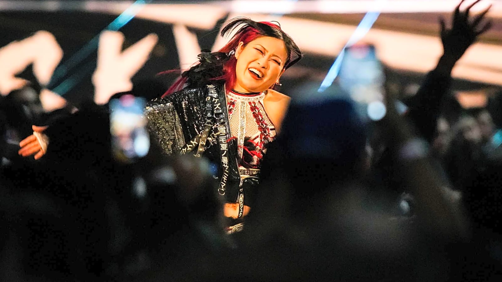Iyo Sky Makes History By Retaining The WWE Women's World Championship At WrestleMania 41