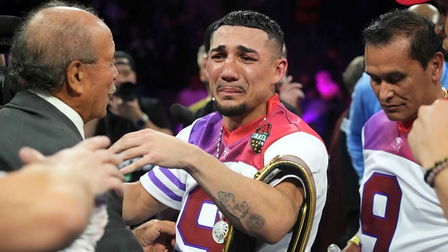 Pitbull Cruz reacts to Teofimo Lopez vs Shakur Stevenson