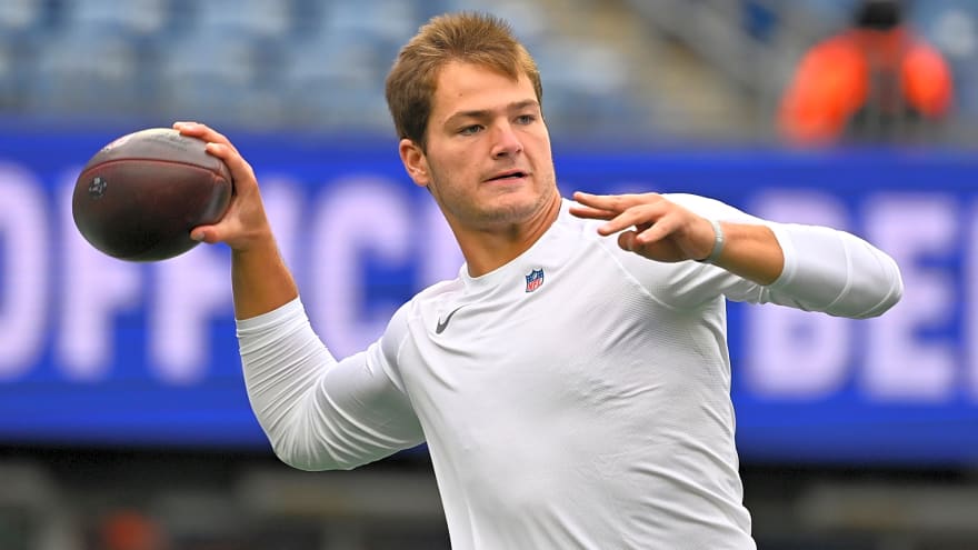 Pats QB Maye's early struggles continue with awful fumble vs. Jaguars