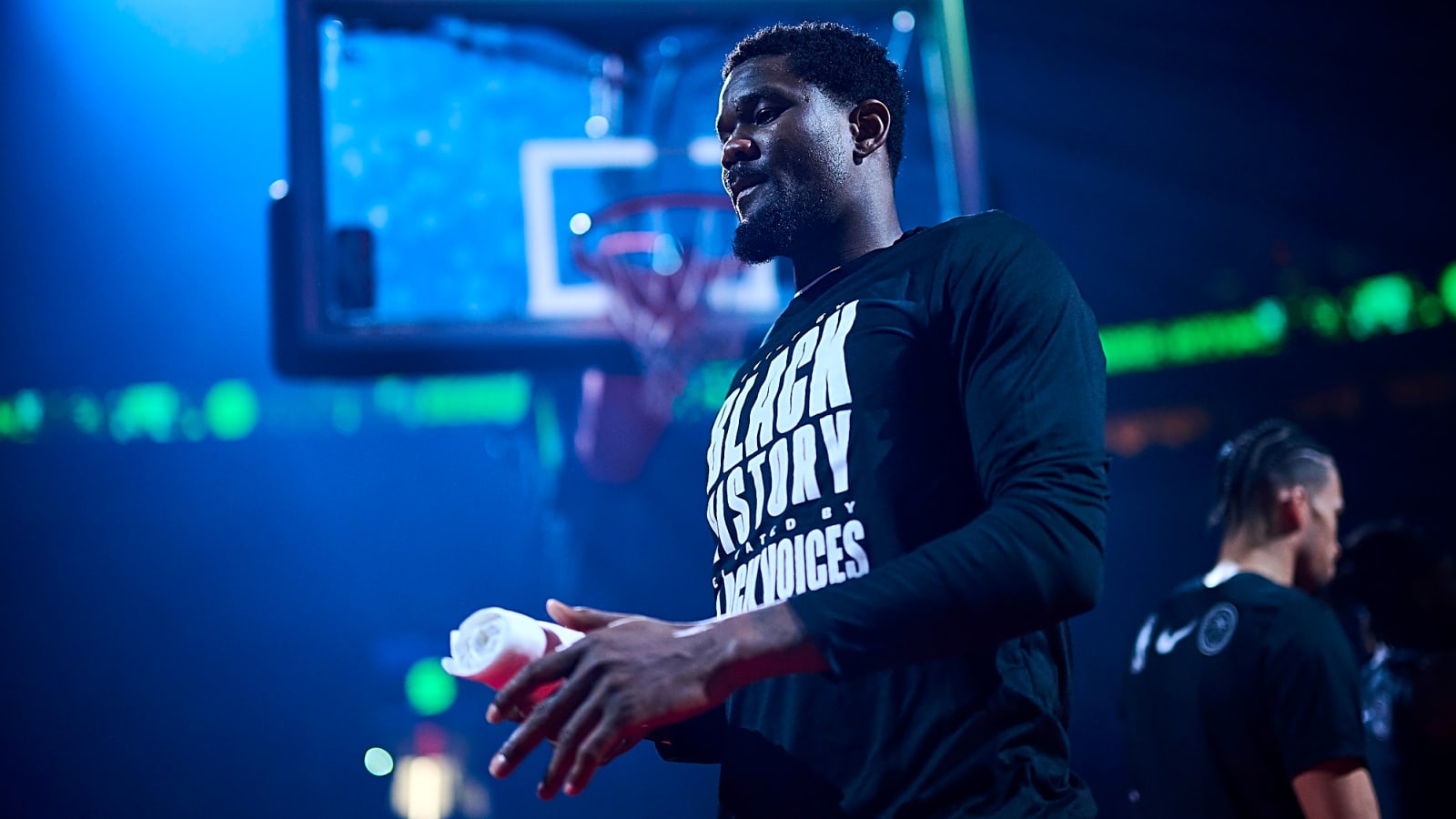Lakers’ Deandre Ayton Says Championship Goals Realistic: ‘That’s Why I’m Here’