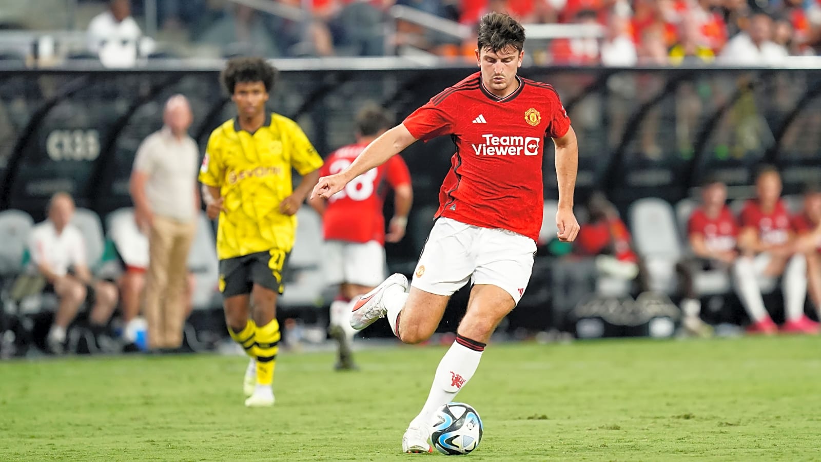 'There’s no figurehead' – Jason Cundy claims Chelsea need a player like current Man United star