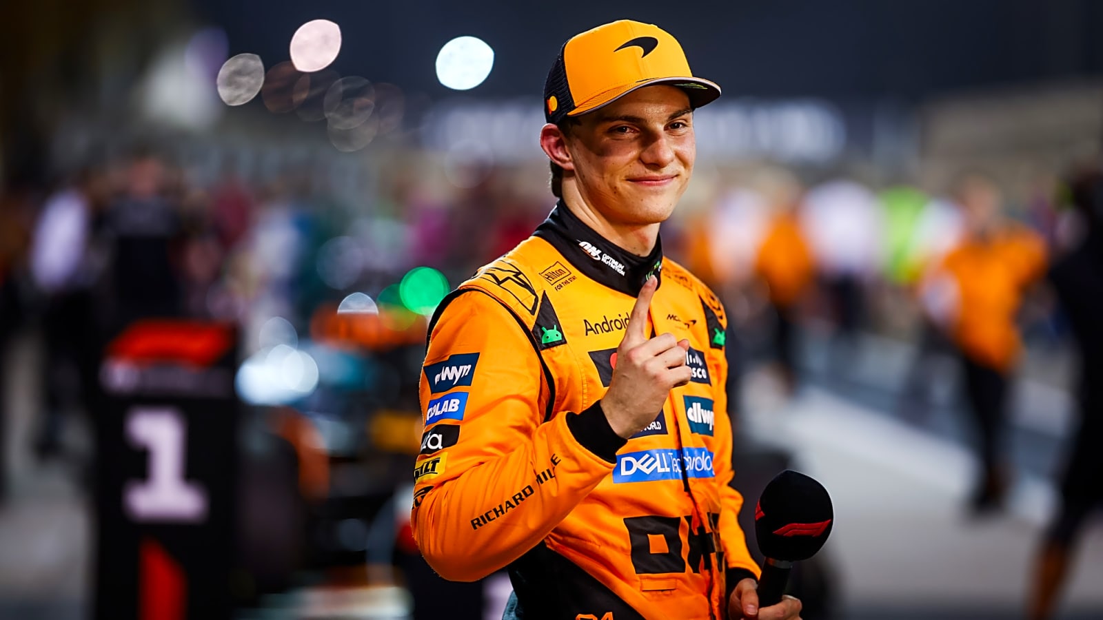 Oscar Piastri wins Bahrain Grand Prix