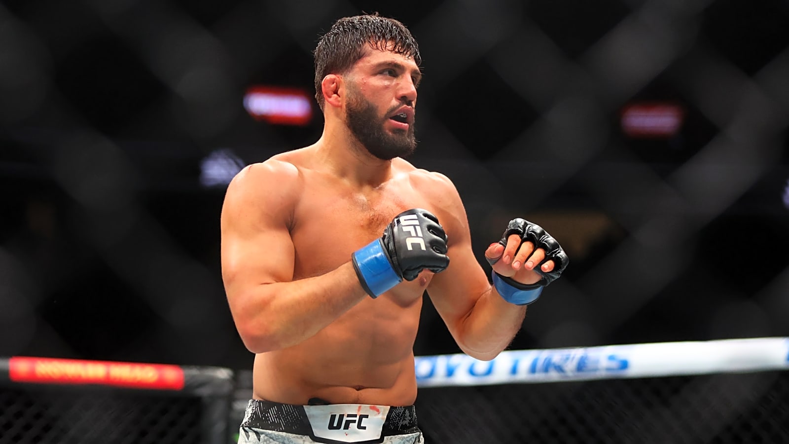 After crushing Mugzy by tech fall, Arman Tsarukyan issues a direct challenge to Colby Covington!