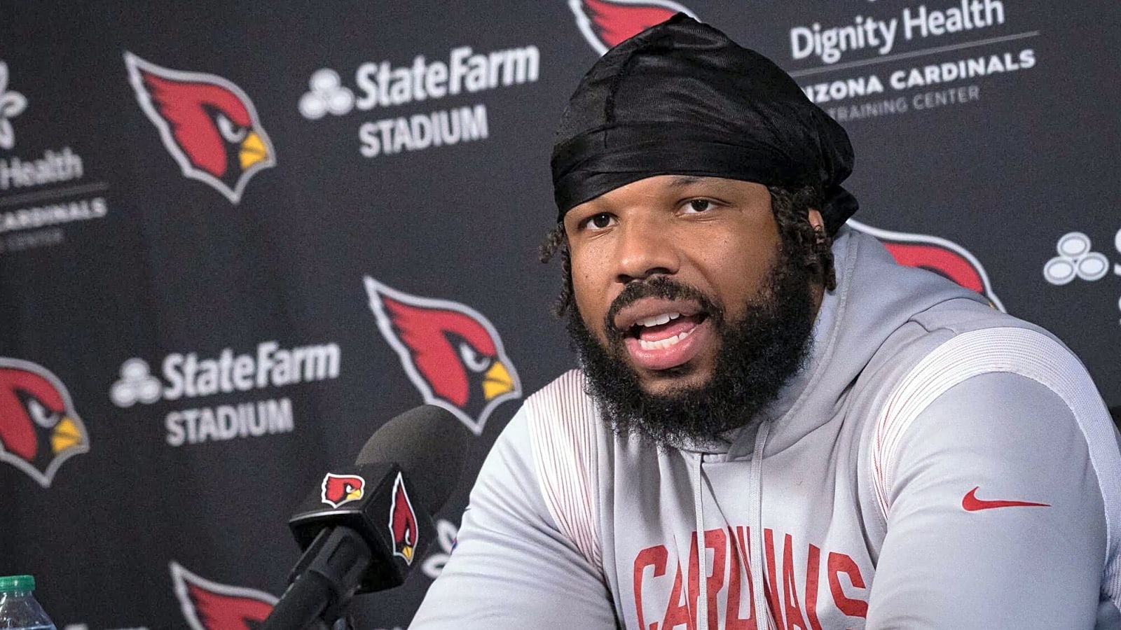 Titans to waive LB Kyzir White