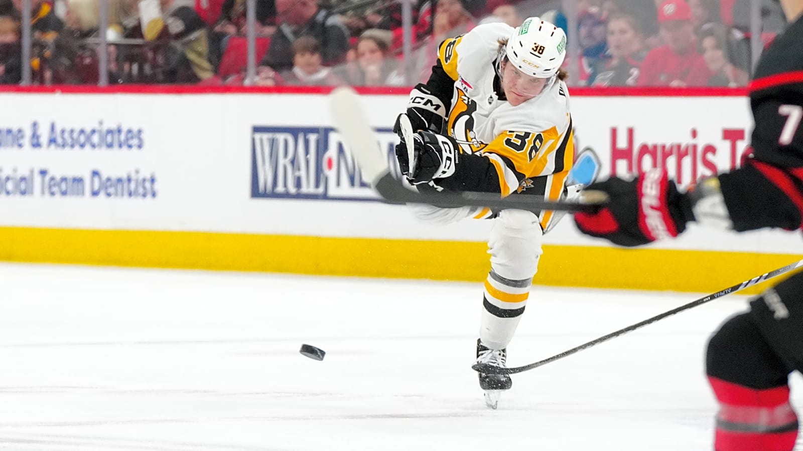 Penguins recall former first-round pick Owen Pickering