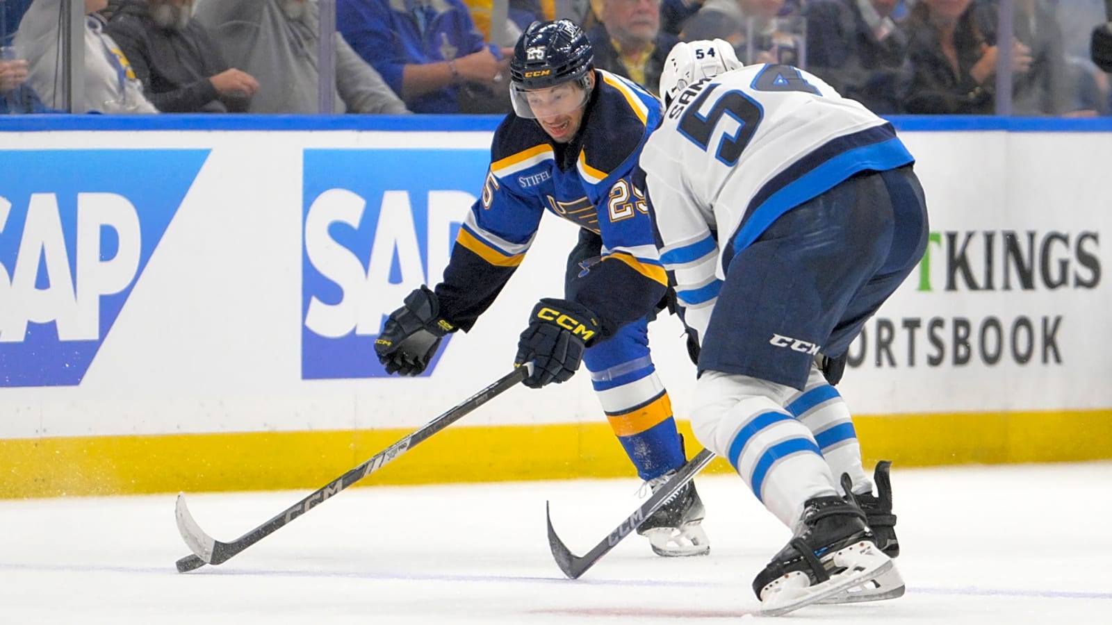 Multiple-Time 70 Point Scorer Emerges on the NHL Trade Block