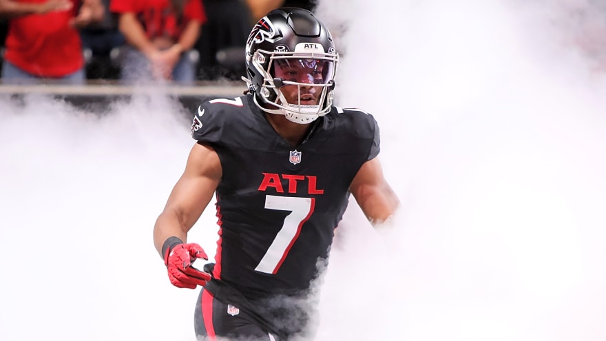 Bijan Robinson shows why Saquon Barkley has been raving about him