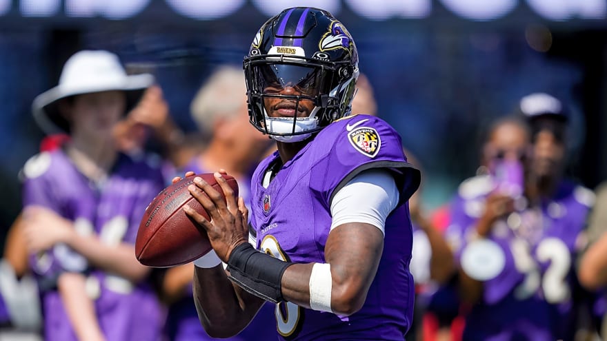 With 26 Regular Season Wins, Lamar Jackson Quietly Surpasses Patrick Mahomes Before Chiefs Game