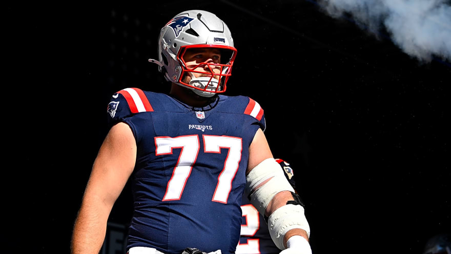 Patriots Extend C Ben Brown For Two Years