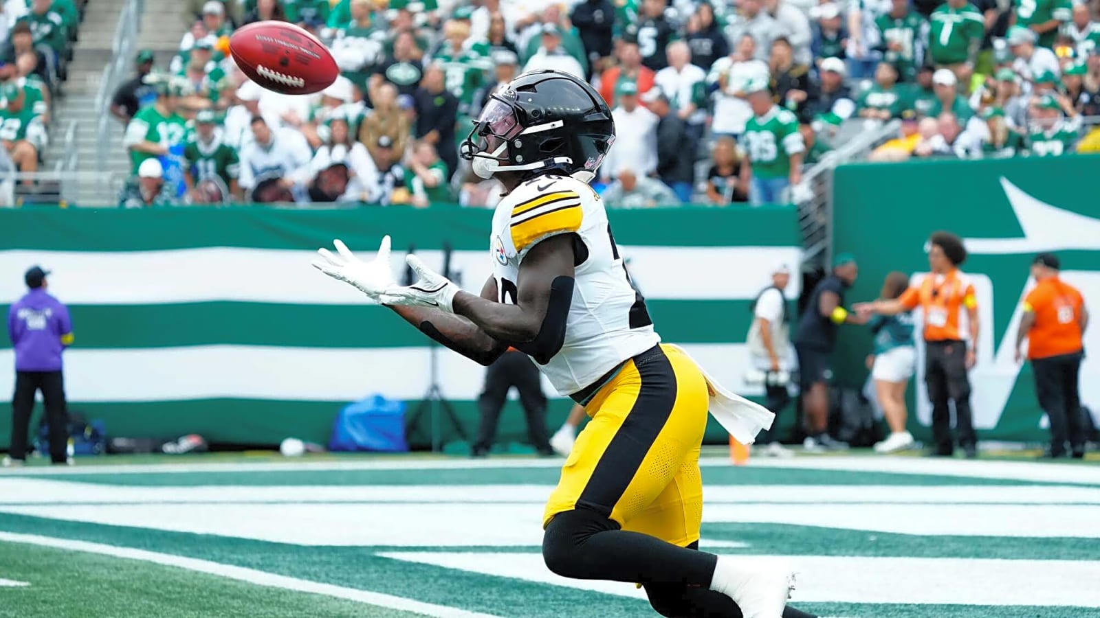 Steelers Rookie Kaleb Johnson Makes Strong Impression On Coaching Staff After Brutal Start
