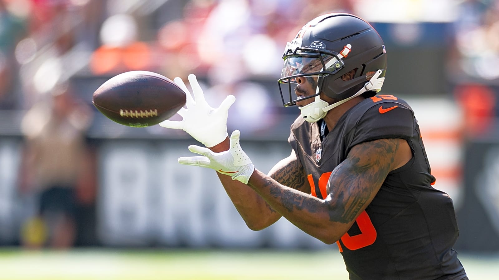 Browns lose No. 2 WR to injury, sign former Jets bust from practice squad
