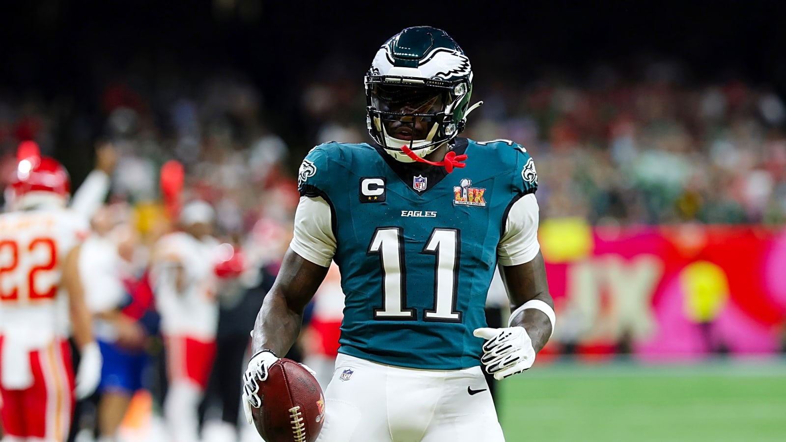 AJ Brown makes thief an offer after having car stolen