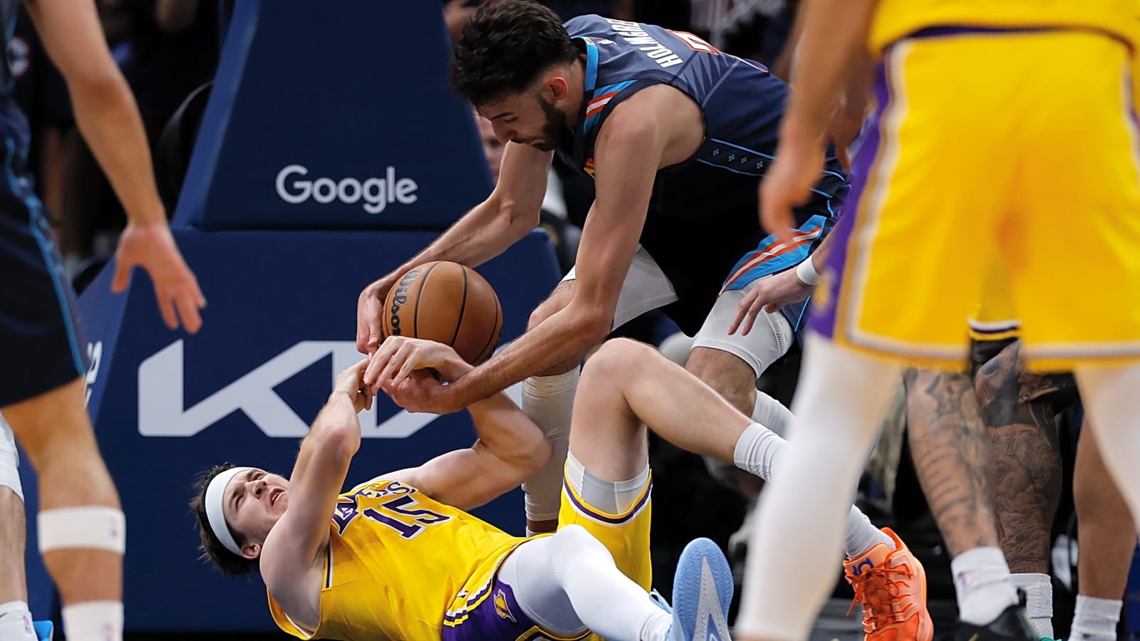 Thunder literally steal Game 2 from Lakers with second-half surge