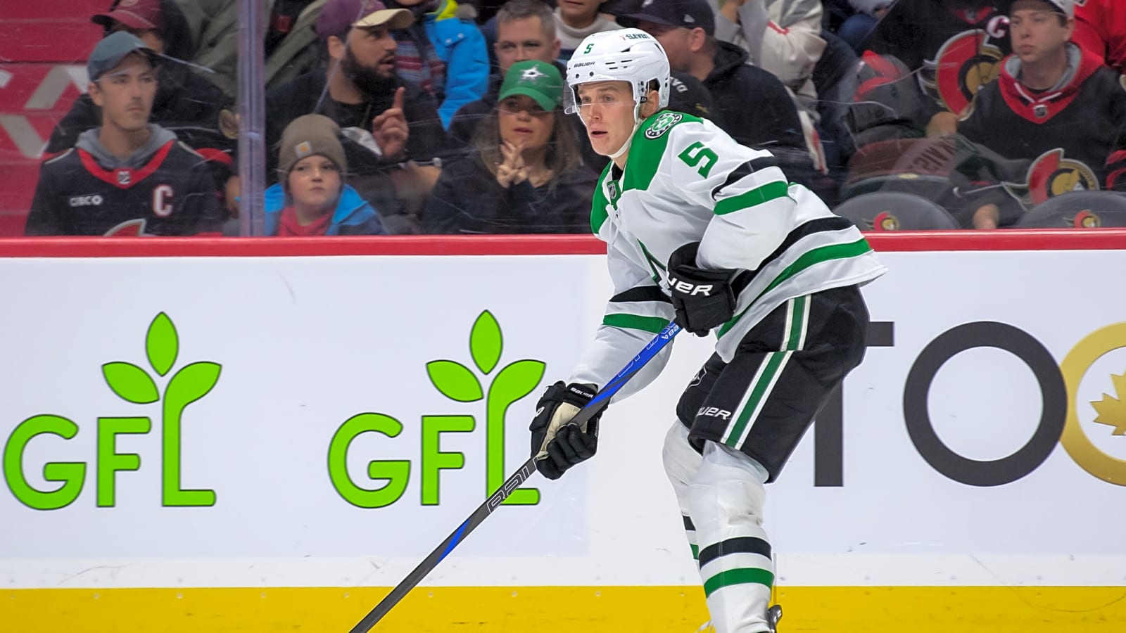 Stars sign former first-round pick to one-year deal