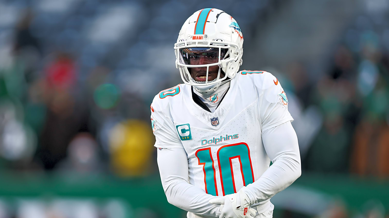'Speed Is on His Jake Paul Tour': Tyreek Hill Reacts After Robert Griffin III Claims He Can Help iShowSpeed Beat Him