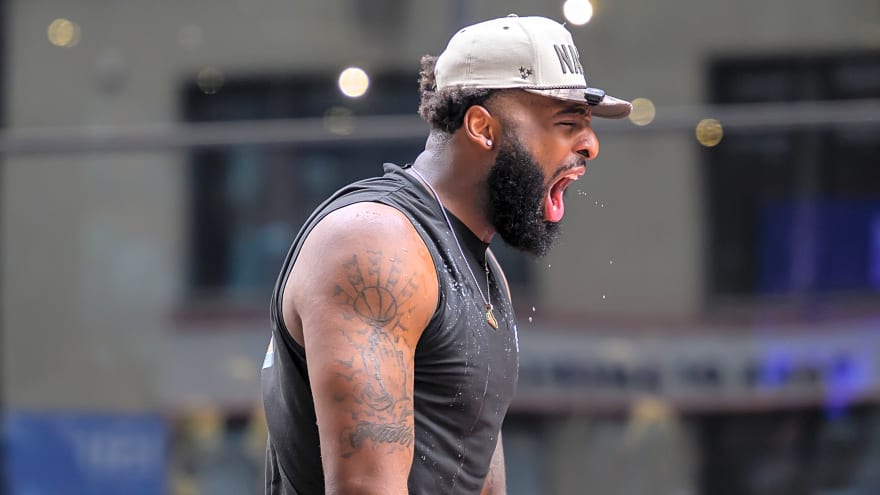 Mitchell Robinson Drops Bold Celtics Prediction After Messy Split From Knicks