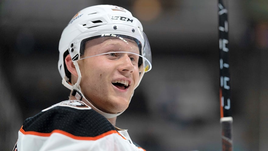 Anaheim Ducks Reassign Nathan Gaucher