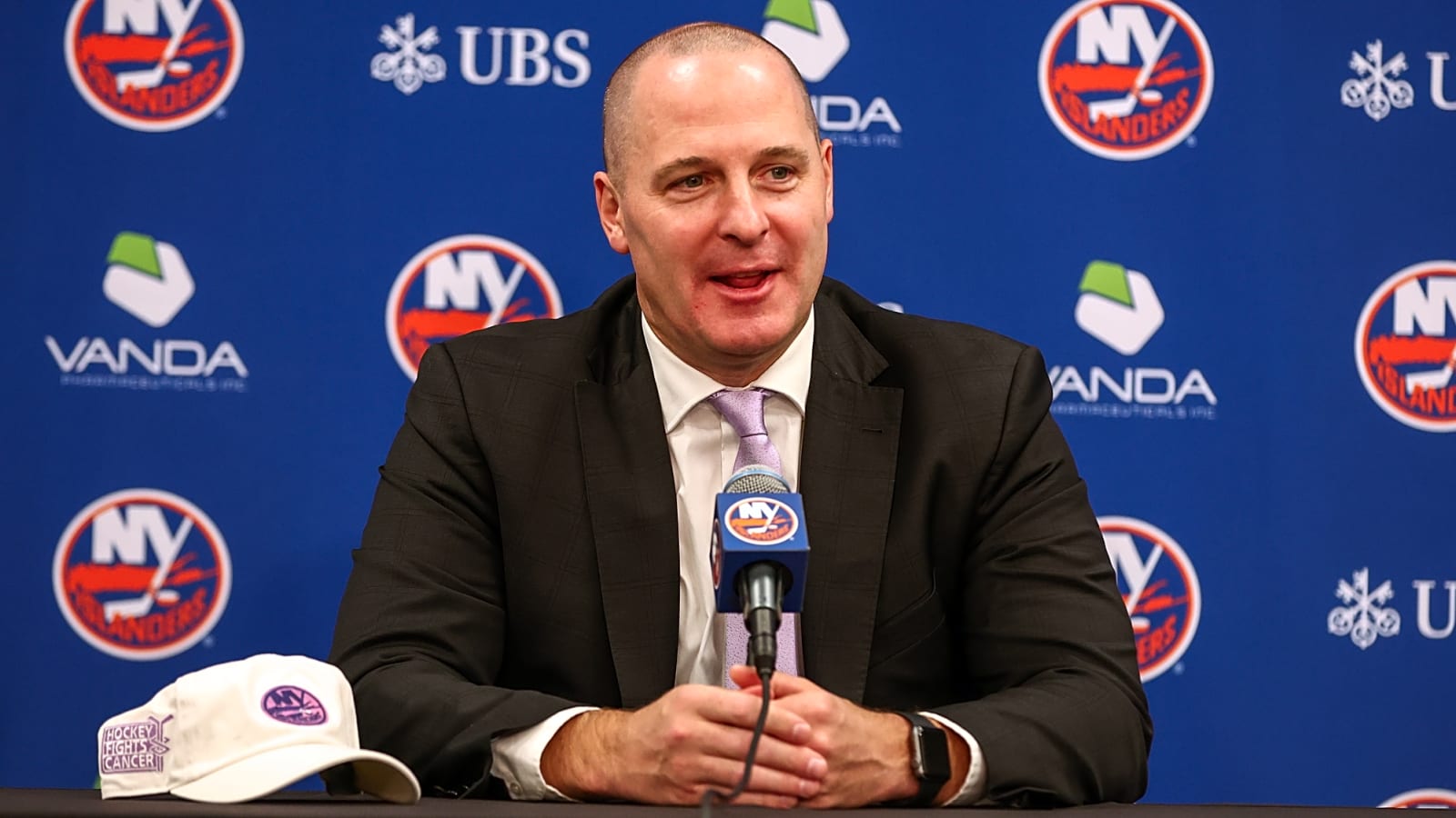 Mathieu Darche gets dumped in New York