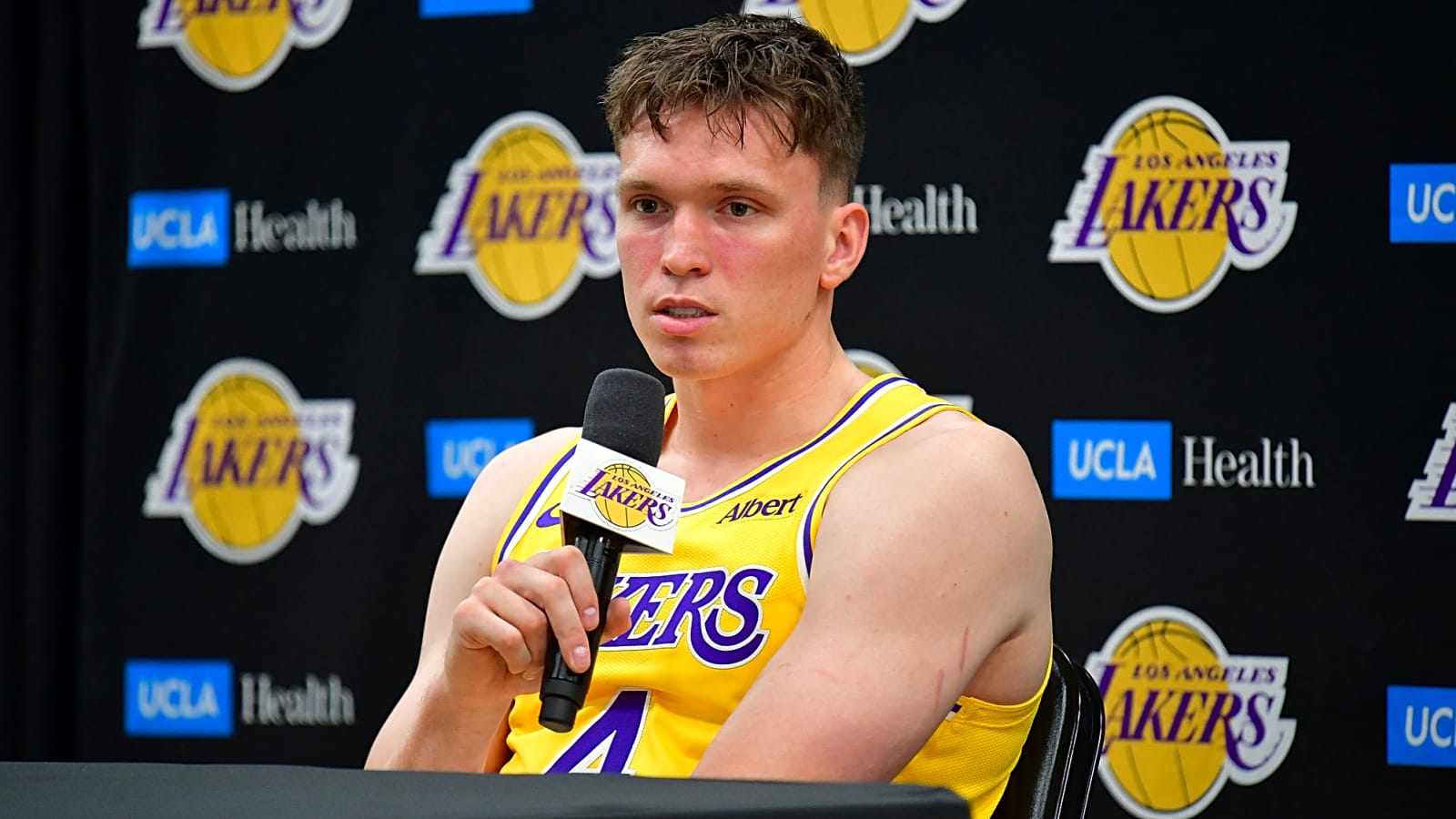 Lakers Waive Dalton Knecht