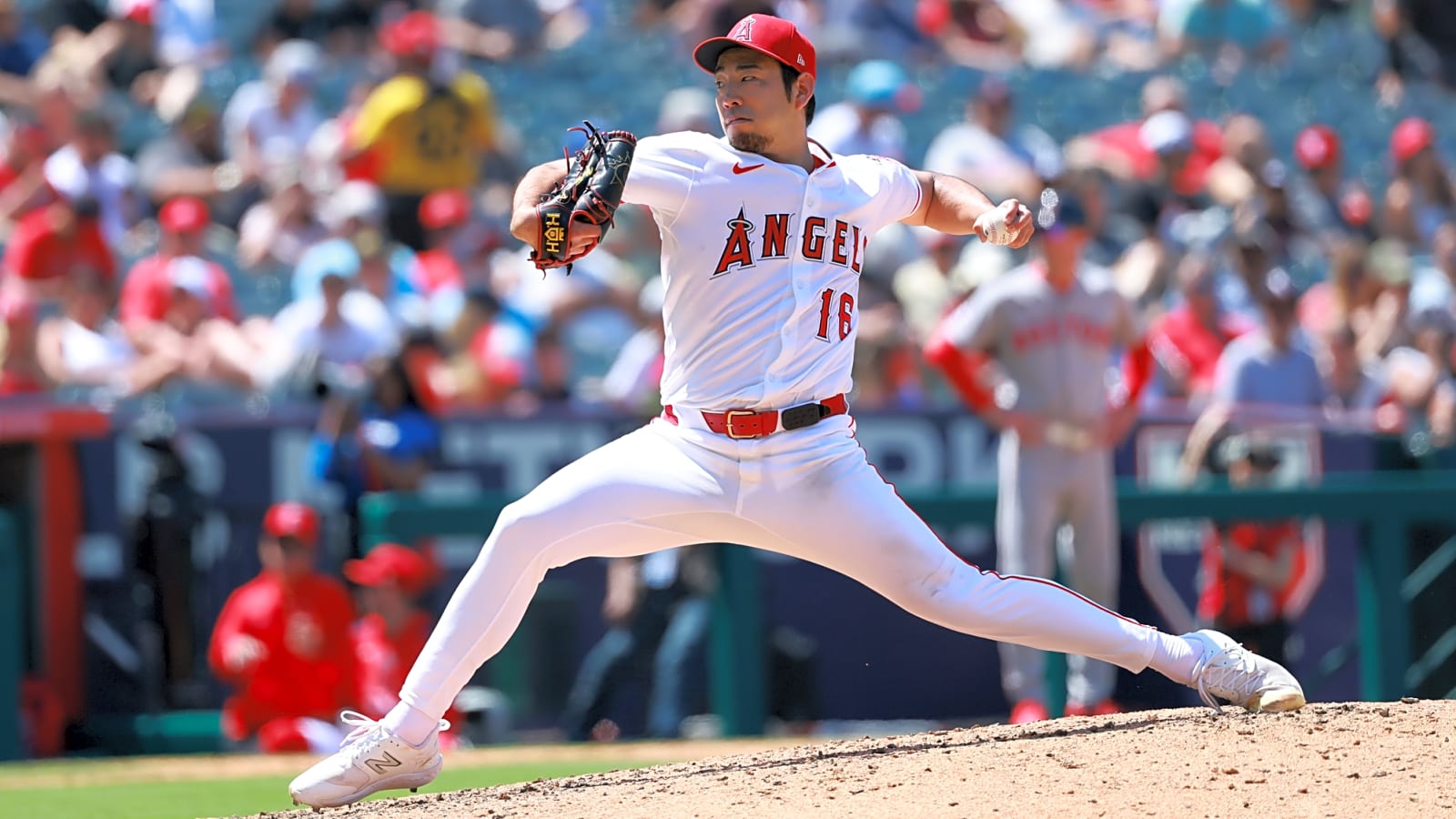 Kikuchi Fans 12 as Angels Sweep Red Sox with 5-2 Victory