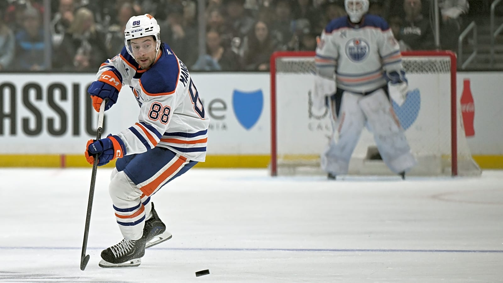 Oilers Place Andrew Mangiapane, Alec Regula On Waivers