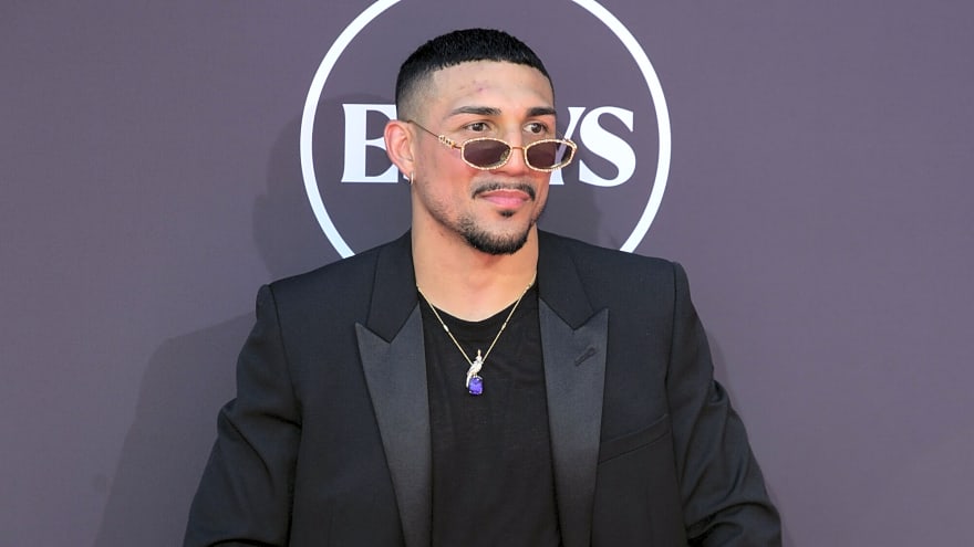 Teofimo Lopez vs Shakur Stevenson – Sugar Shane Mosley breaks it down