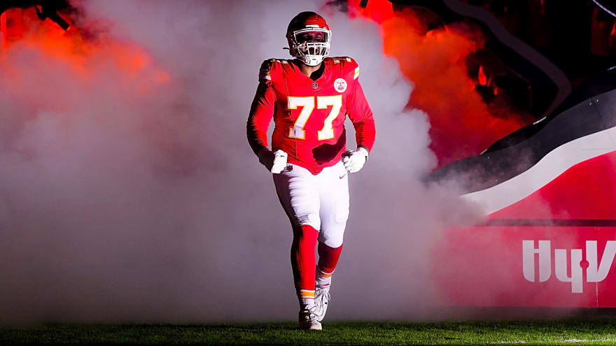 Kansas City Chiefs' ongoing injury problems persist throughout first half of Week 15 tilt with LA Chargers