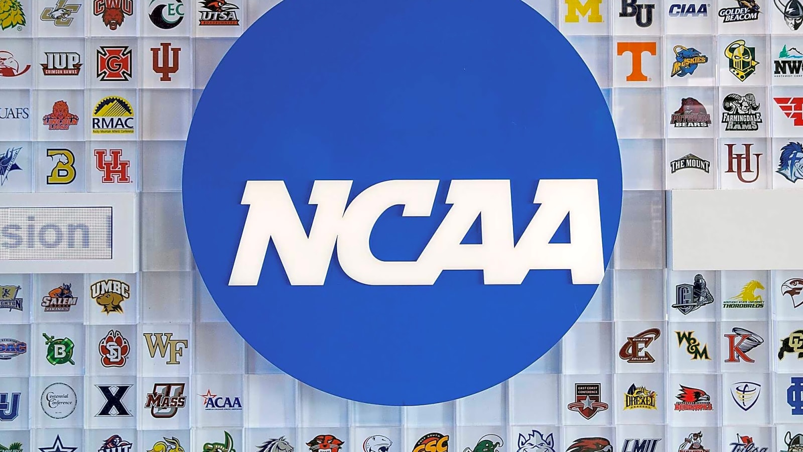 NCAA moves toward new transfer tampering enforcement framework