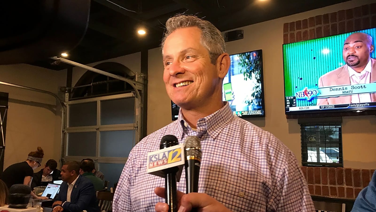 Texas A&M coach pulled petty move against Brian Kelly before his final game at LSU