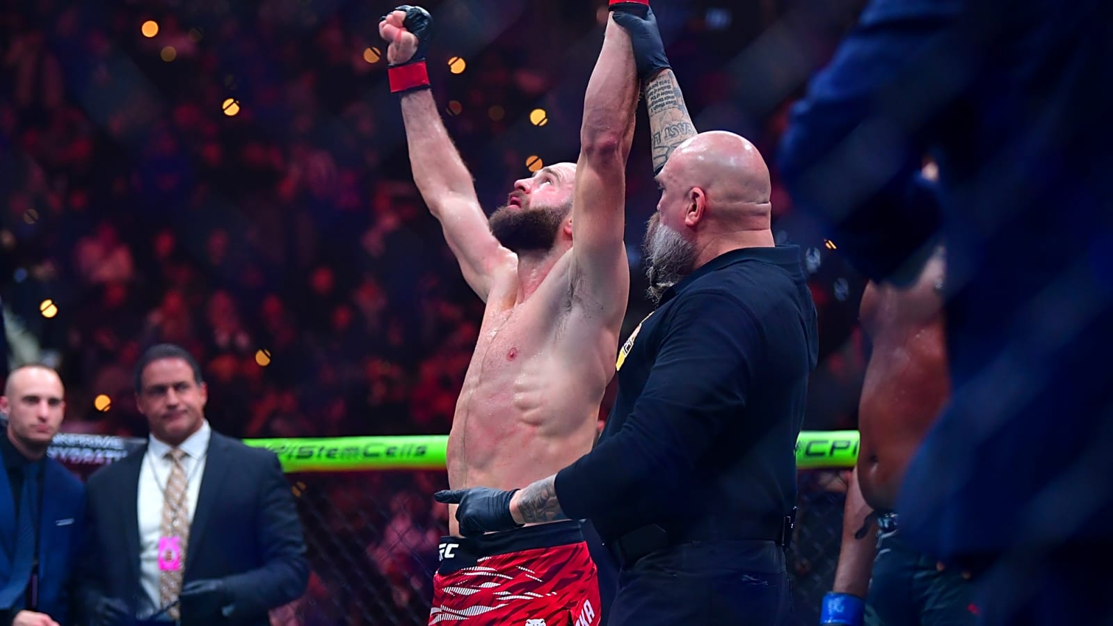 Jiri Prochazka vs Khalil Rountree Jr ends in faceplant KO after late comeback at UFC 320