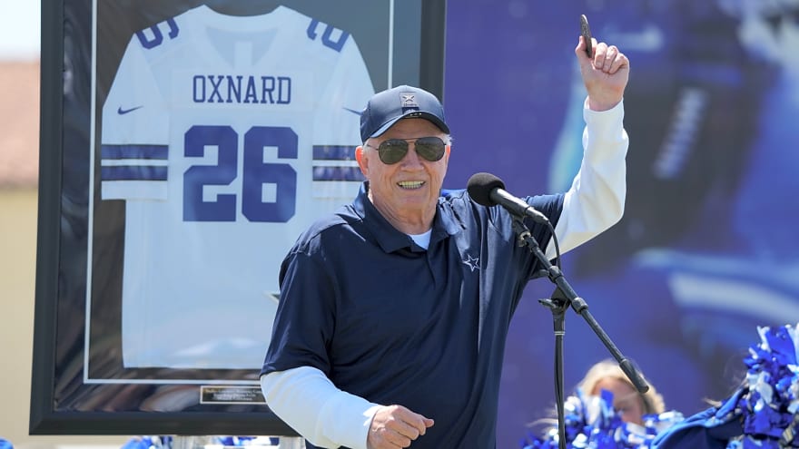 Terrell Owens Points To Jerry Jones As Source Of Cowboys’ Problems