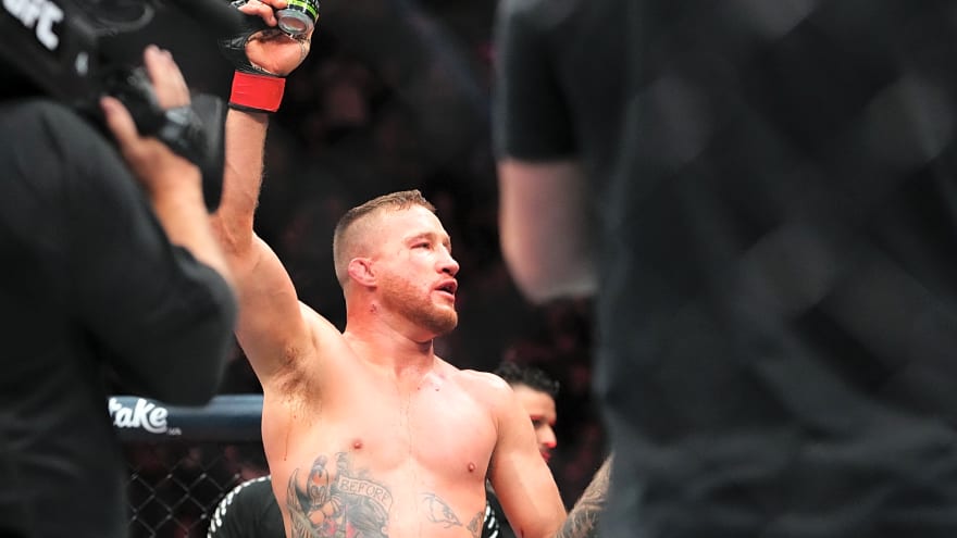 Justin Gaethje ties two men he KO’d for most Fight of the Night bonuses in 17 less bouts with UFC 324 win