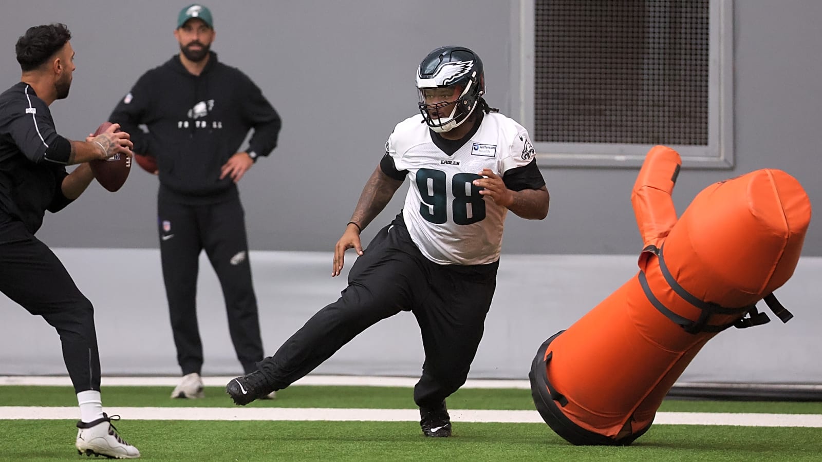 Jalen Carter skyrockets into NFL elite as Eagles’ defensive powerhouse