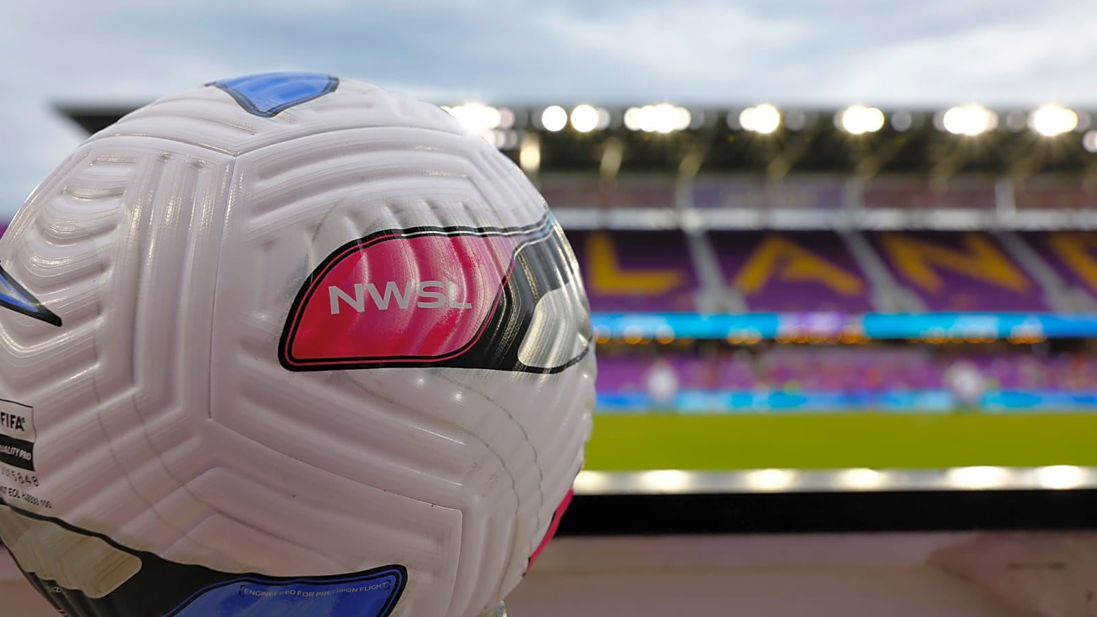 2025/26 Retro Football Jerseys Revival Sparks Mixed Reactions Across Football